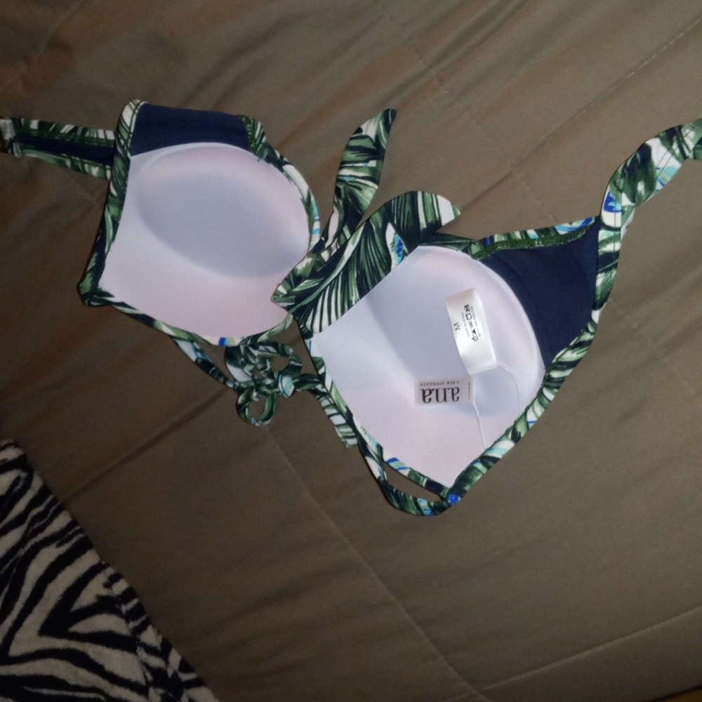 Ana swimsuit  bathingsuit top tropical leaf print totally  adorable NWOT - Picture 3 of 4